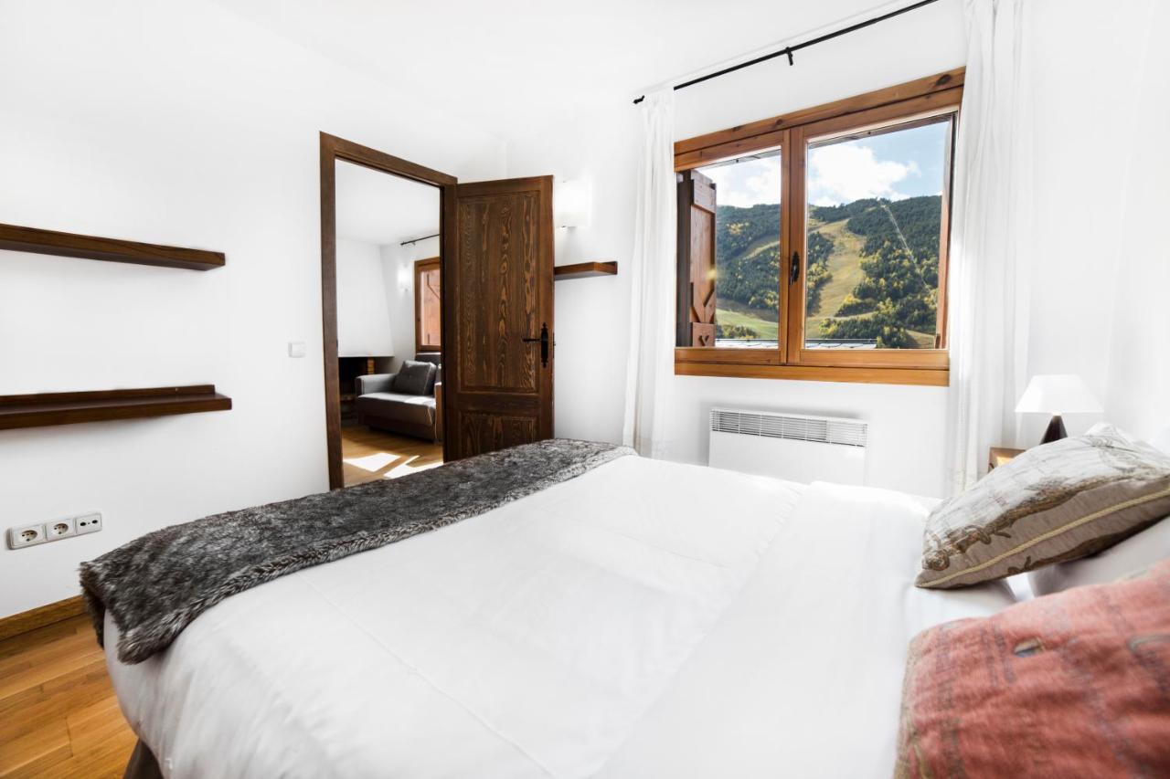 Apartaments Esquirol El Tarter Bagian luar foto